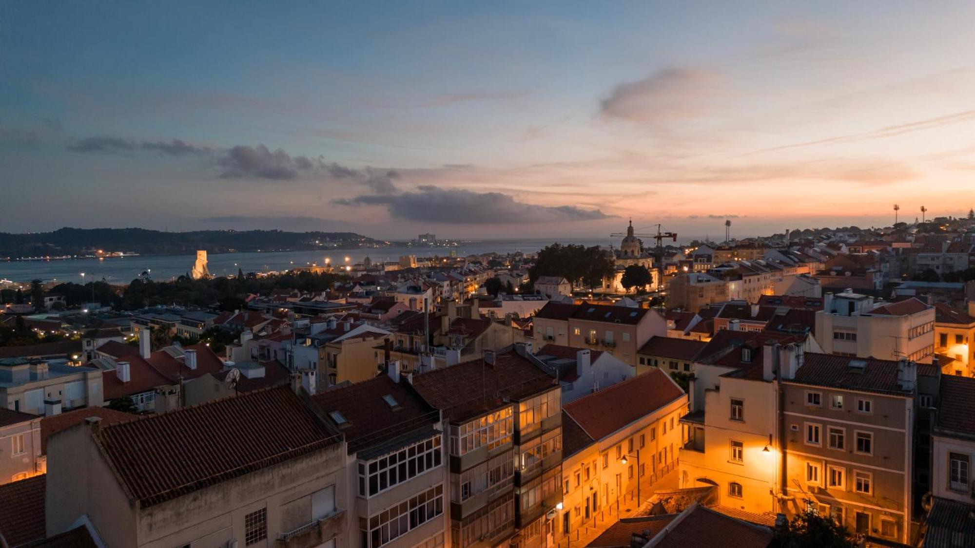 Апартаменты Premium Flat At Ajuda/Belem With Balcony, Parking! Лиссабон Экстерьер фото